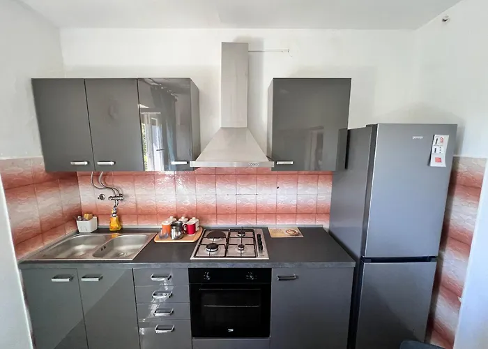 Apartament Nikolina *